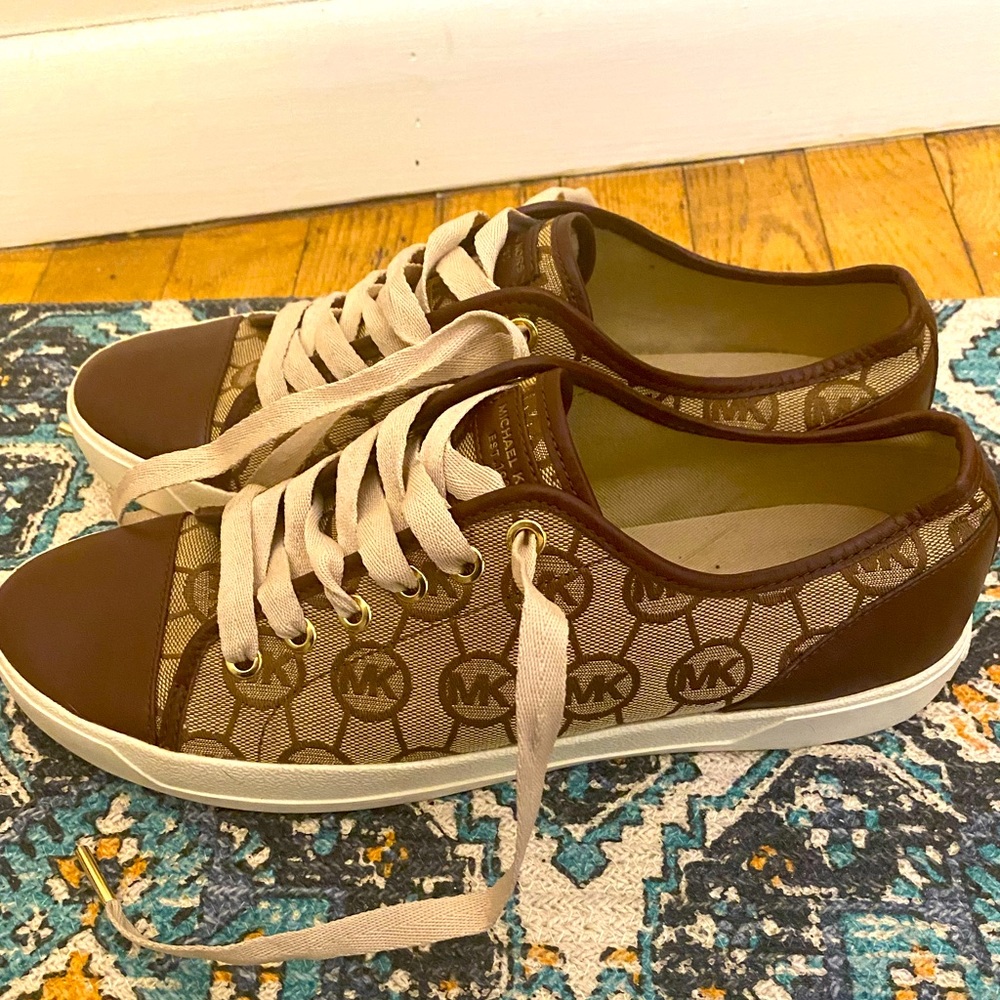 Michael Korea Sneakers